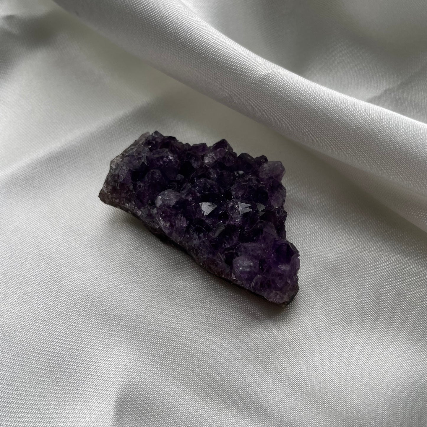 Amethyst Cluster 4 - AAA Grade Quality (Uruguay)