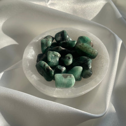 Emerald Small Tumblestones - AA Grade Quality (Brazil)