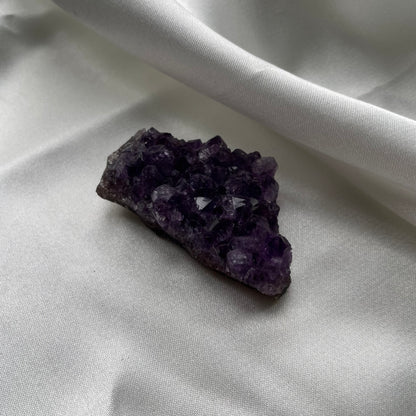 Amethyst Cluster 4 - AAA Grade Quality (Uruguay)