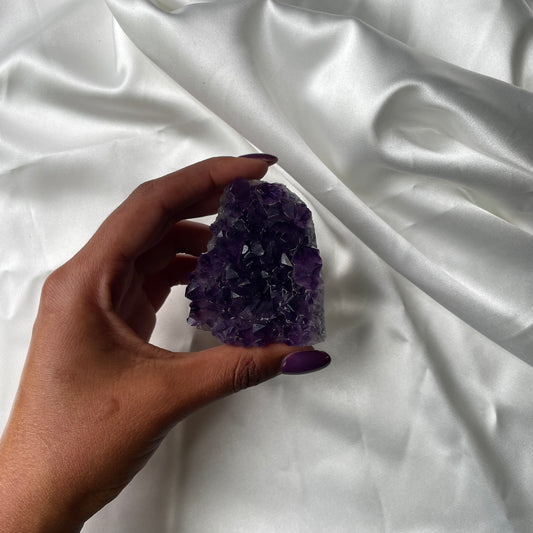 Amethyst Cluster 15 - AAA Grade Quality (Uruguay)