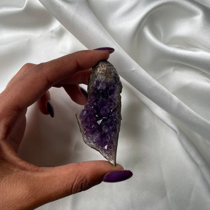 Amethyst Cluster 8 - AAA Grade Quality (Uruguay)