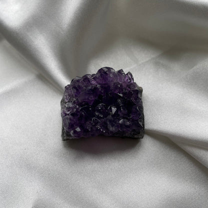 Amethyst Cluster 1 - AAA Grade Quality (Uruguay)