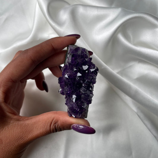 Amethyst Cluster 7 - AAA Grade Quality (Uruguay)