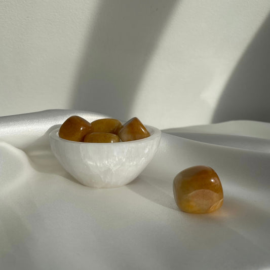 Yellow Aventurine Medium Tumblestone - A Grade Quality (Brazil)
